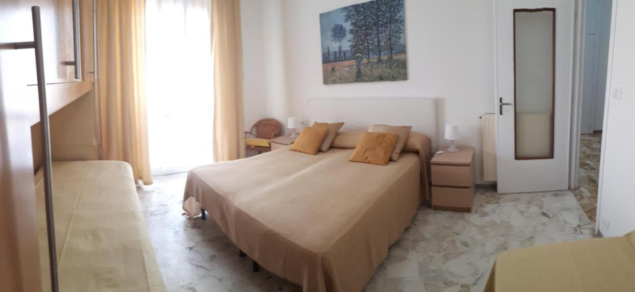 Vreni Lodge 피날레리구레 외부 사진