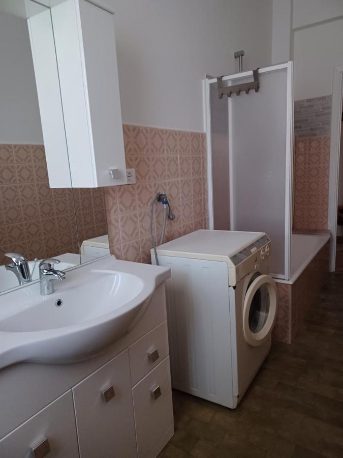 Vreni Lodge 피날레리구레 외부 사진